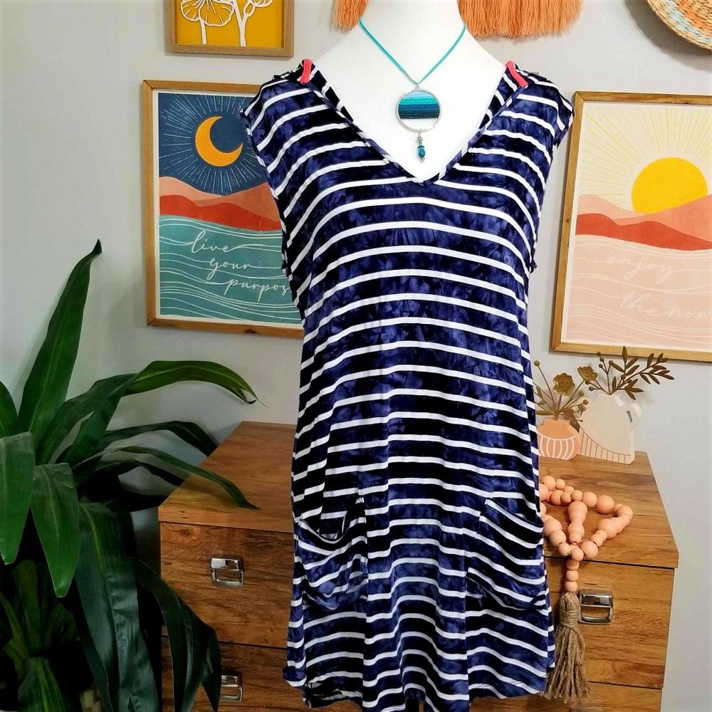 Dress, Swimsuit Cover-Up. Blue & White Stripes Tie-Dye. Akini Brand. Size Medium